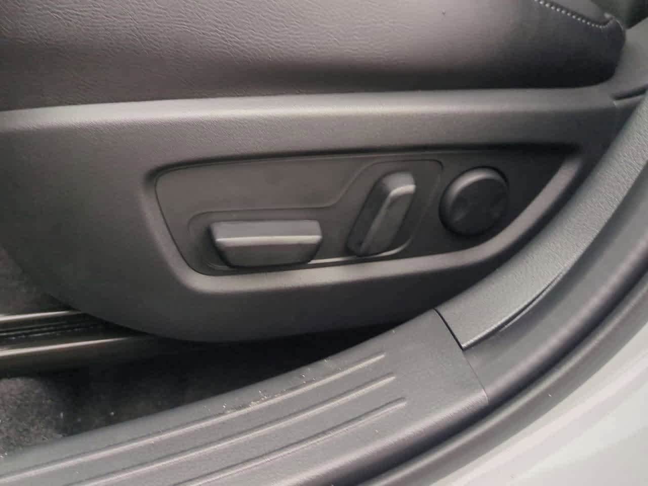 Thumbnail: 2026 Mazda CX-50 - 16