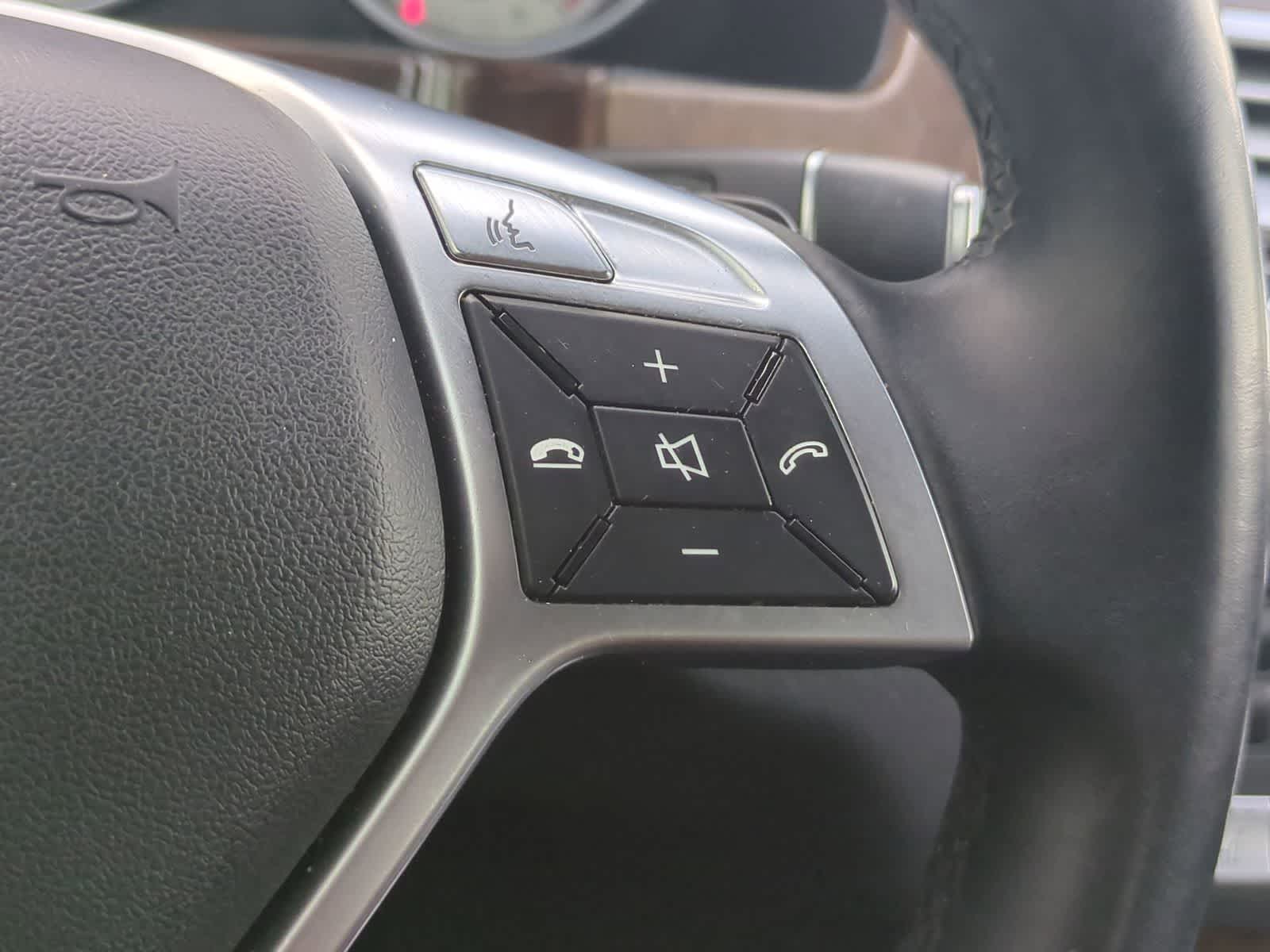 Thumbnail: 2014 Mercedes-Benz E-Class - 25