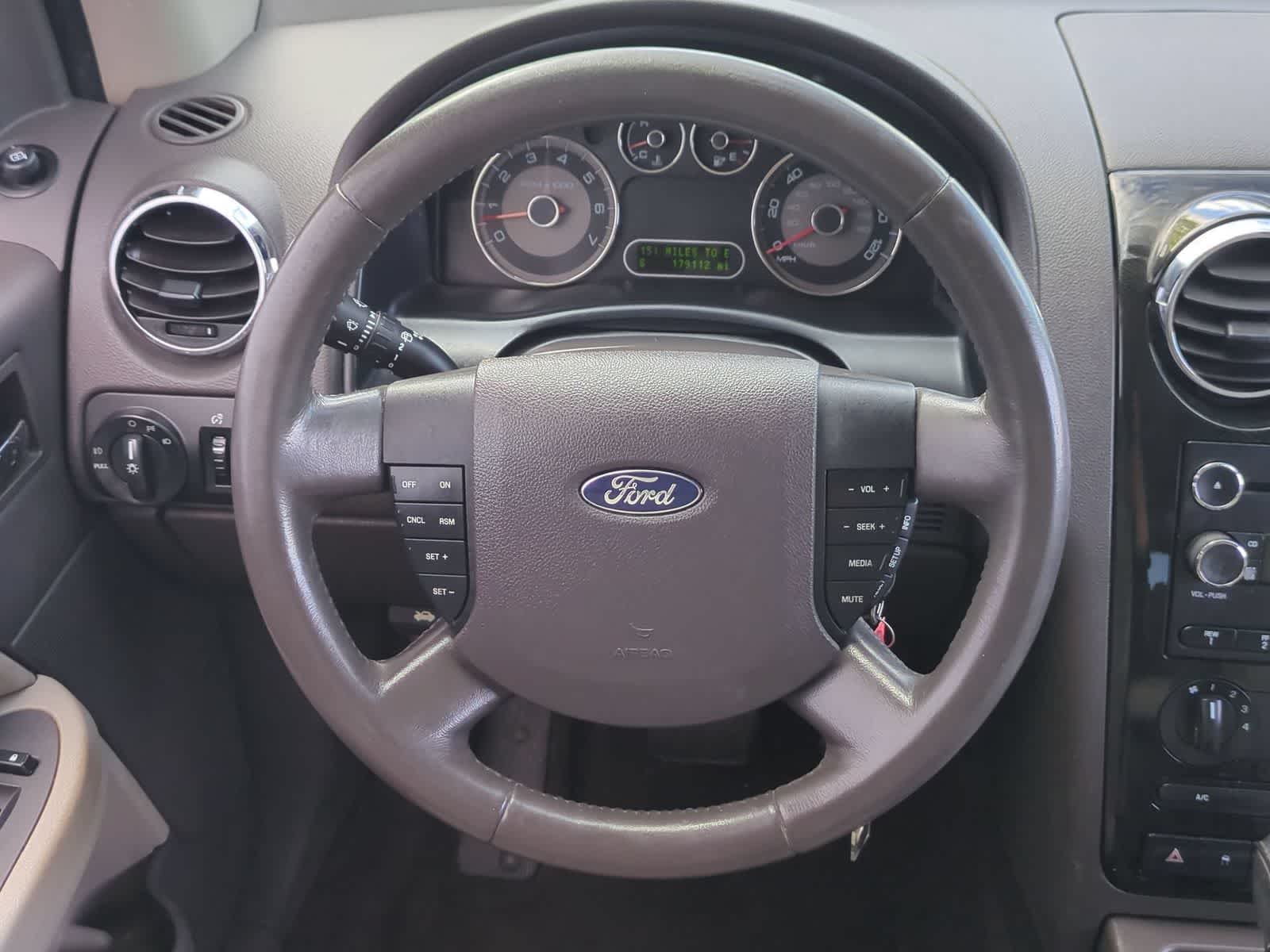Thumbnail: 2008 Ford Taurus X - 23