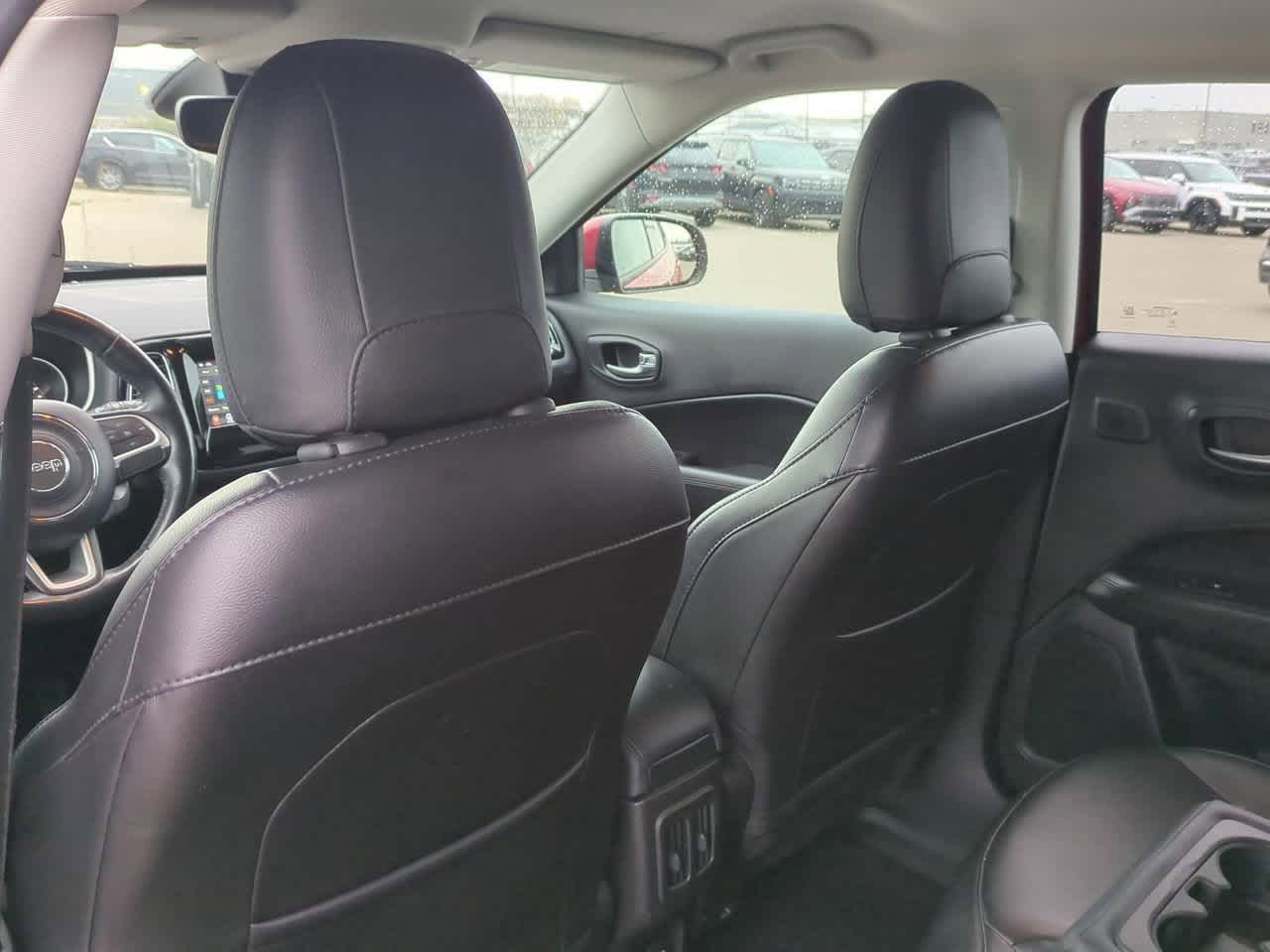 Thumbnail: 2020 Jeep Compass - 17