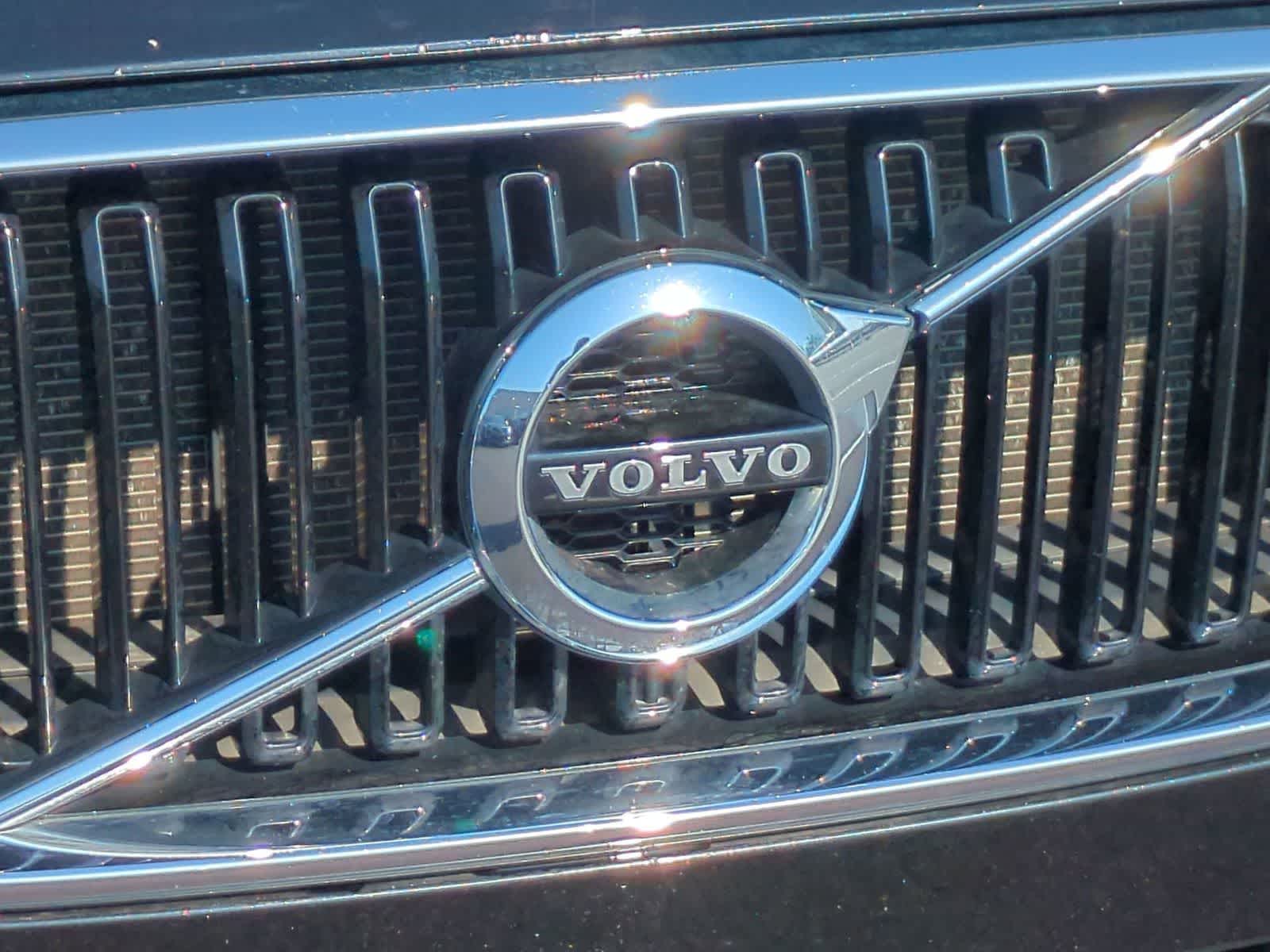 Thumbnail: 2019 Volvo XC60 - 10