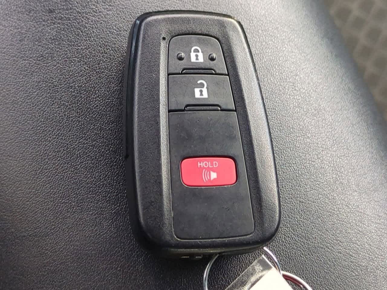 Thumbnail: 2021 Toyota C-HR - 32