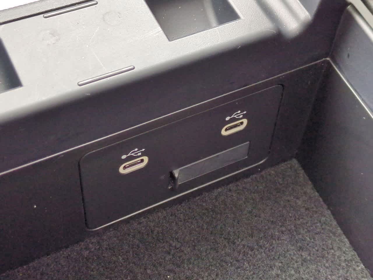 Thumbnail: 2025 Mazda CX-70 - 31