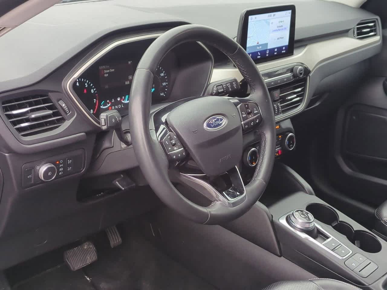 Thumbnail: 2022 Ford Escape - 2