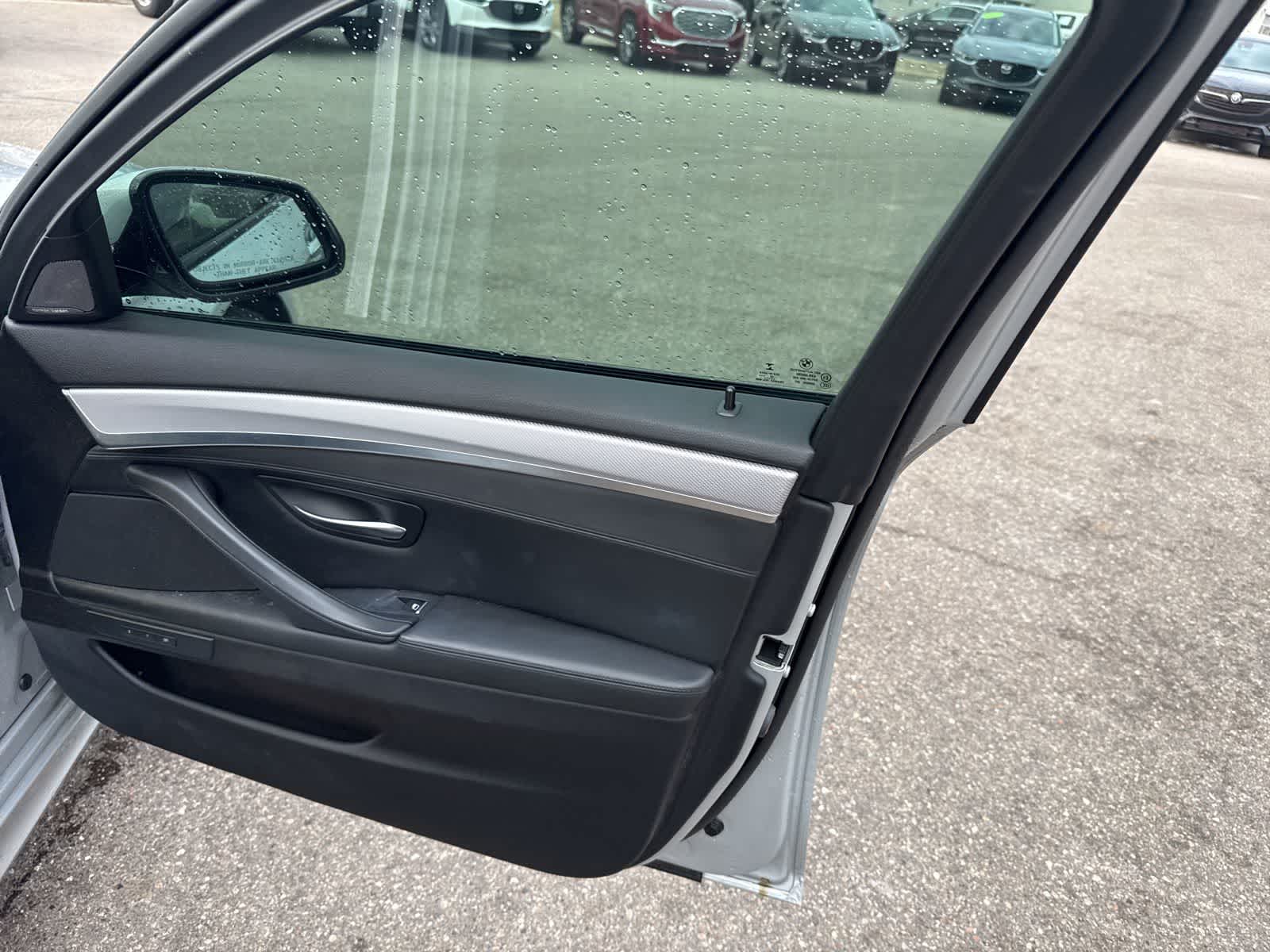 Thumbnail: 2016 BMW 5 Series - 28