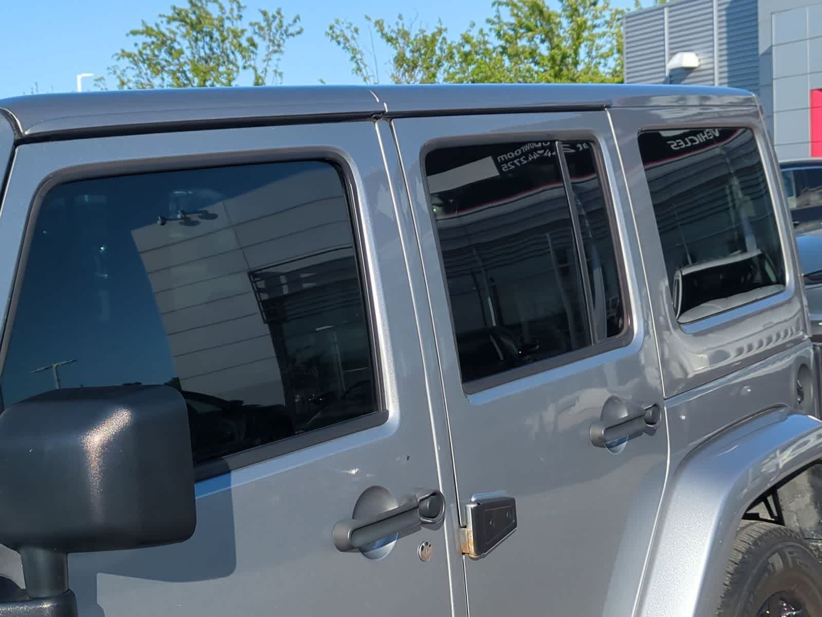 Thumbnail: 2017 Jeep Wrangler - 9