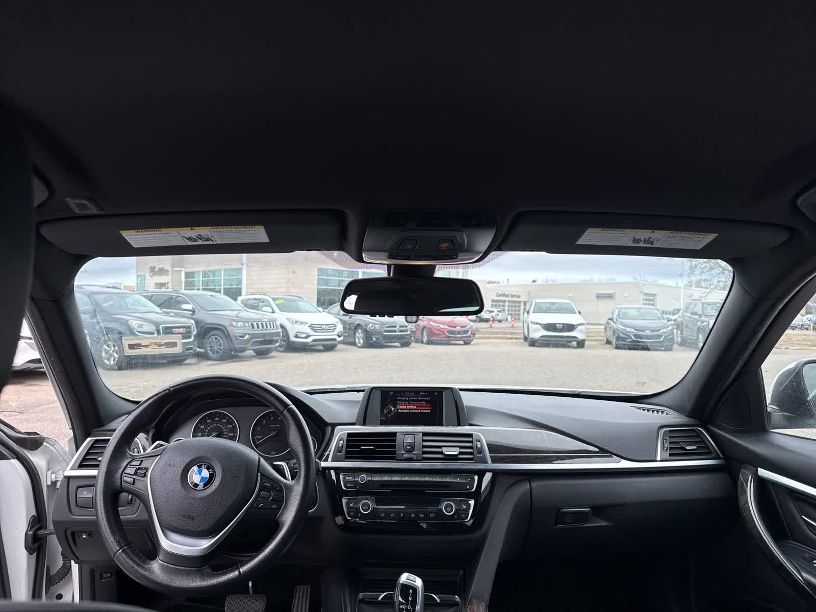 Thumbnail: 2017 BMW 3 Series - 20