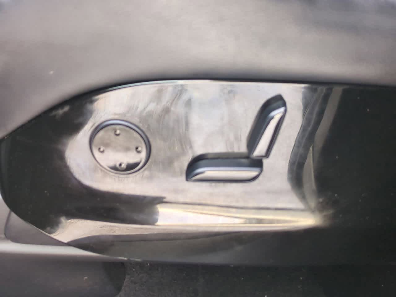 Thumbnail: 2016 Tesla Model X - 16