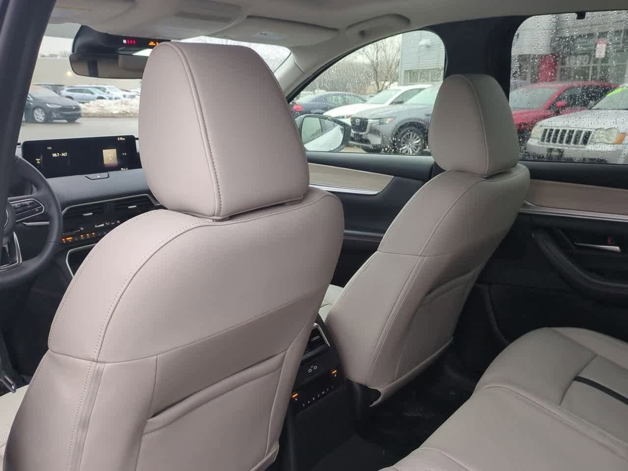 Thumbnail: 2026 Mazda CX-70 - 17