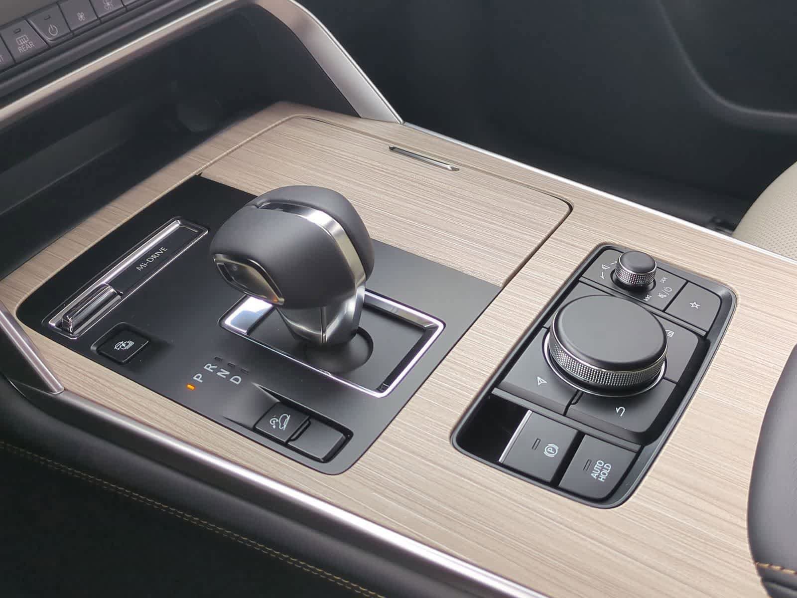 Thumbnail: 2026 Mazda CX-70 - 30