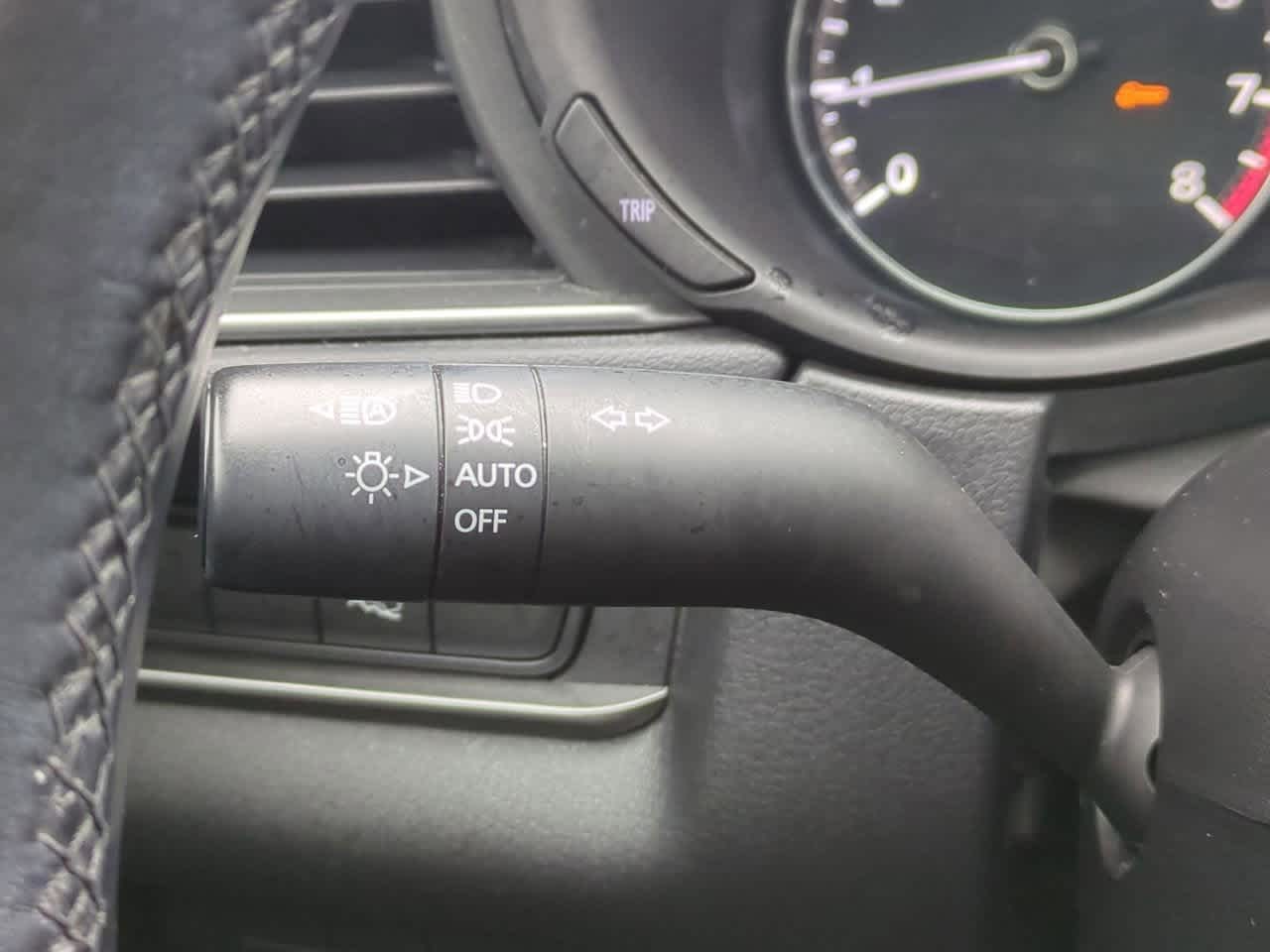 Thumbnail: 2022 Mazda CX-30 - 25