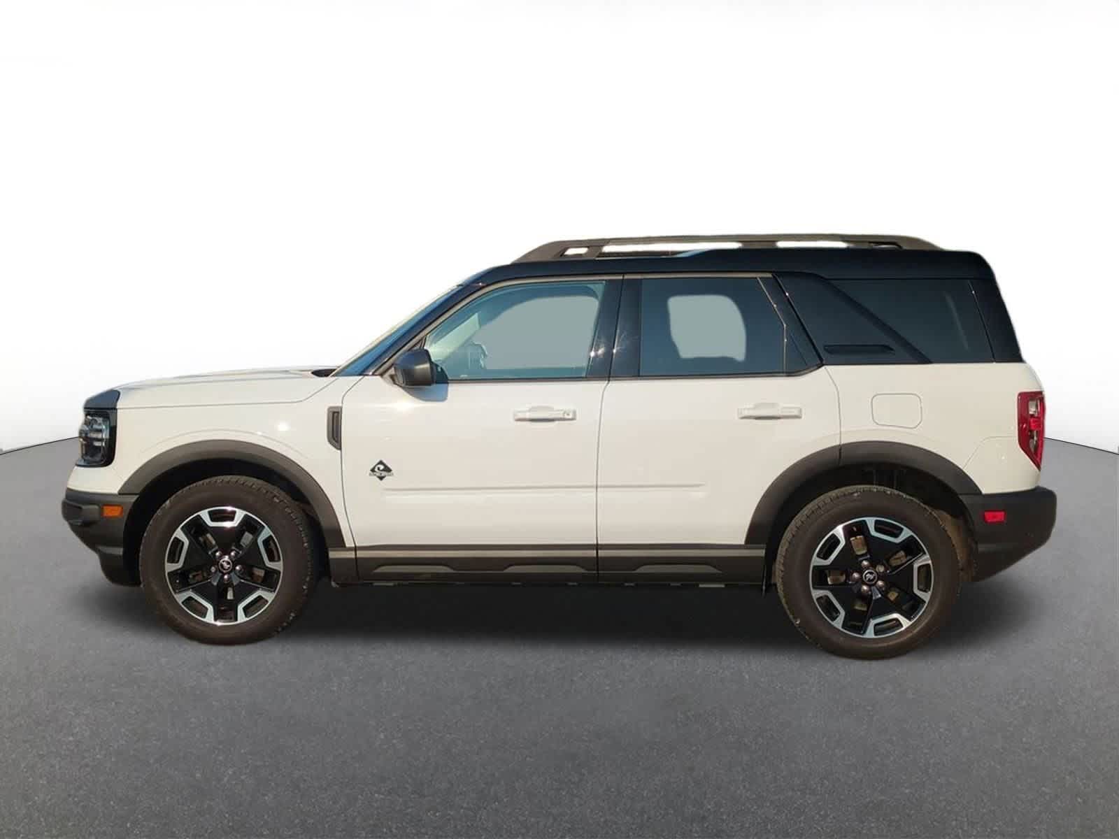 2022 Ford Bronco Sport Outer Banks 3