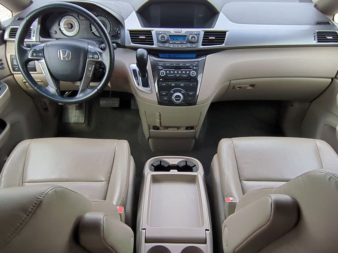 Thumbnail: 2011 Honda Odyssey - 14
