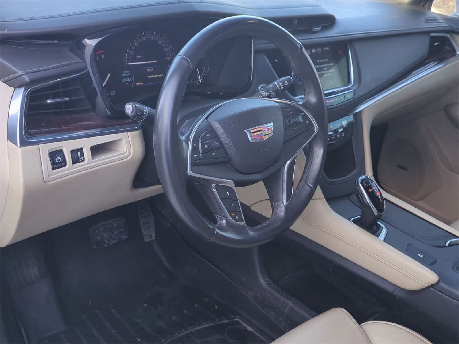 Thumbnail: 2017 Cadillac XT5 - 2