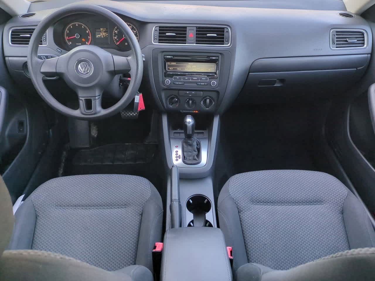 Thumbnail: 2013 Volkswagen Jetta - 13