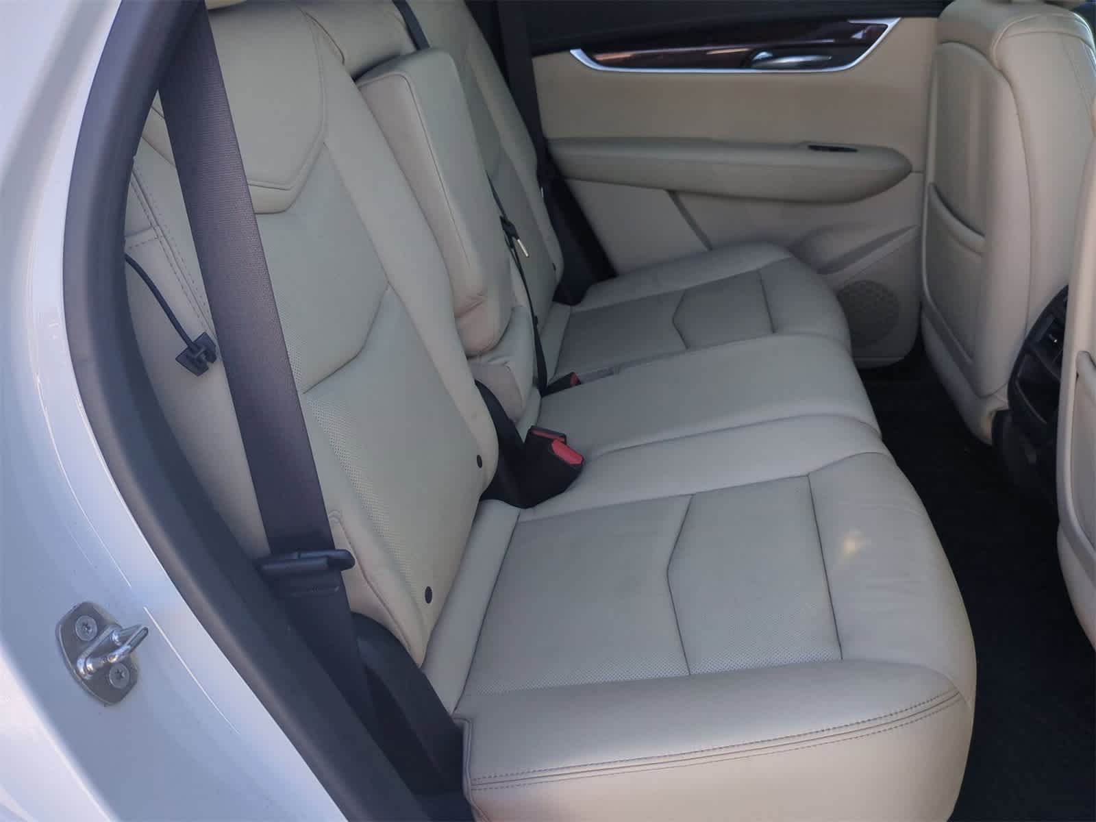 Thumbnail: 2017 Cadillac XT5 - 20