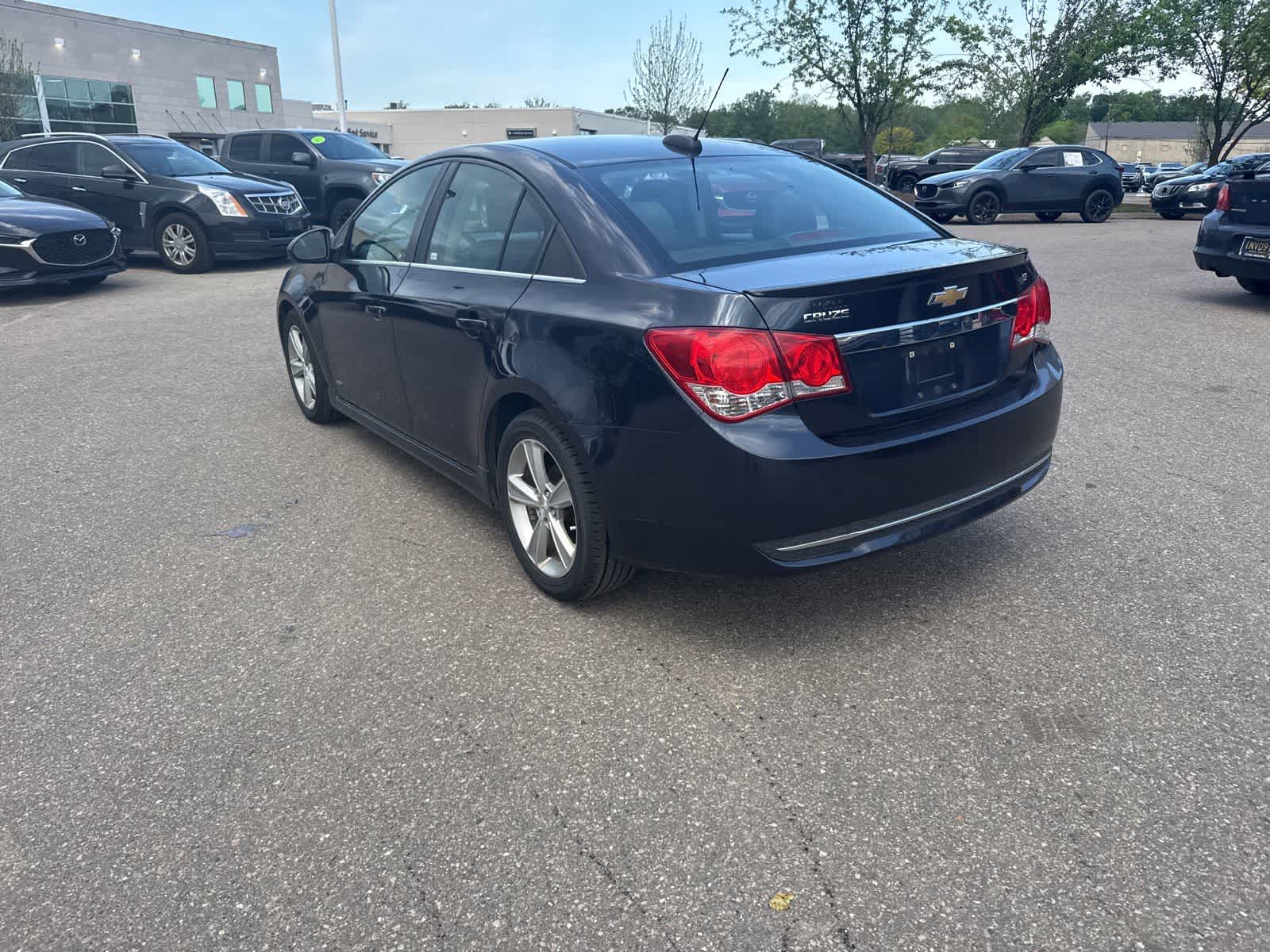 Thumbnail: 2015 Chevrolet Cruze - 16