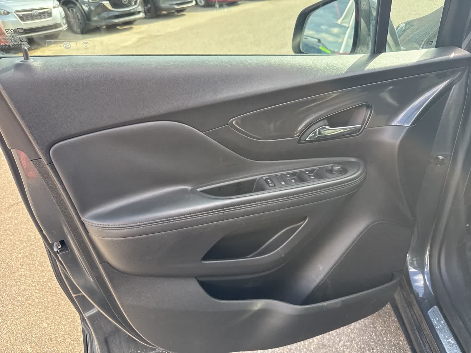 Thumbnail: 2017 Buick Encore - 15