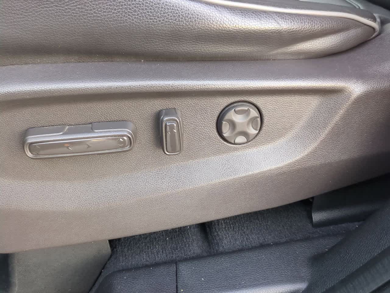 Thumbnail: 2021 Honda Odyssey - 16