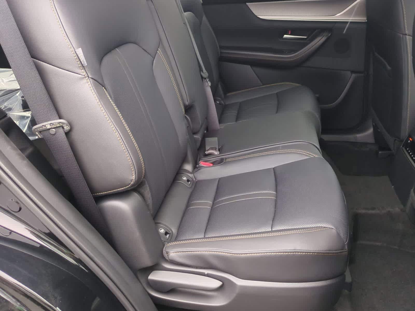 Thumbnail: 2026 Mazda CX-70 - 19