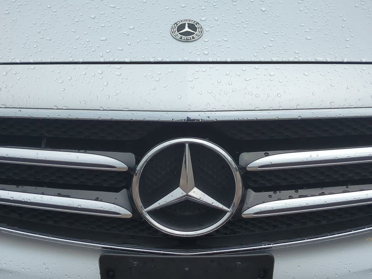 Thumbnail: 2018 Mercedes-Benz E-Class - 10