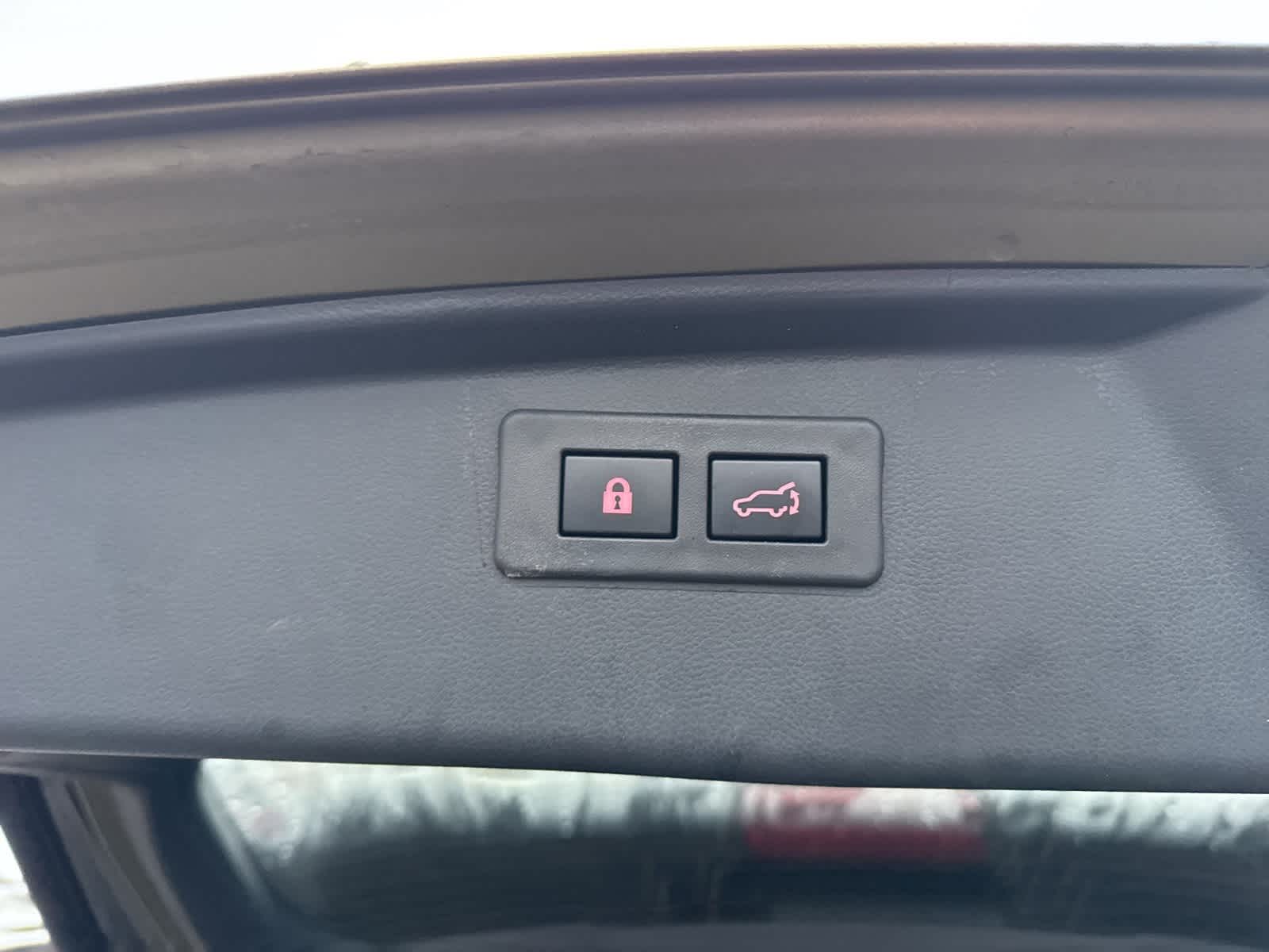 Thumbnail: 2023 Subaru Outback - 17