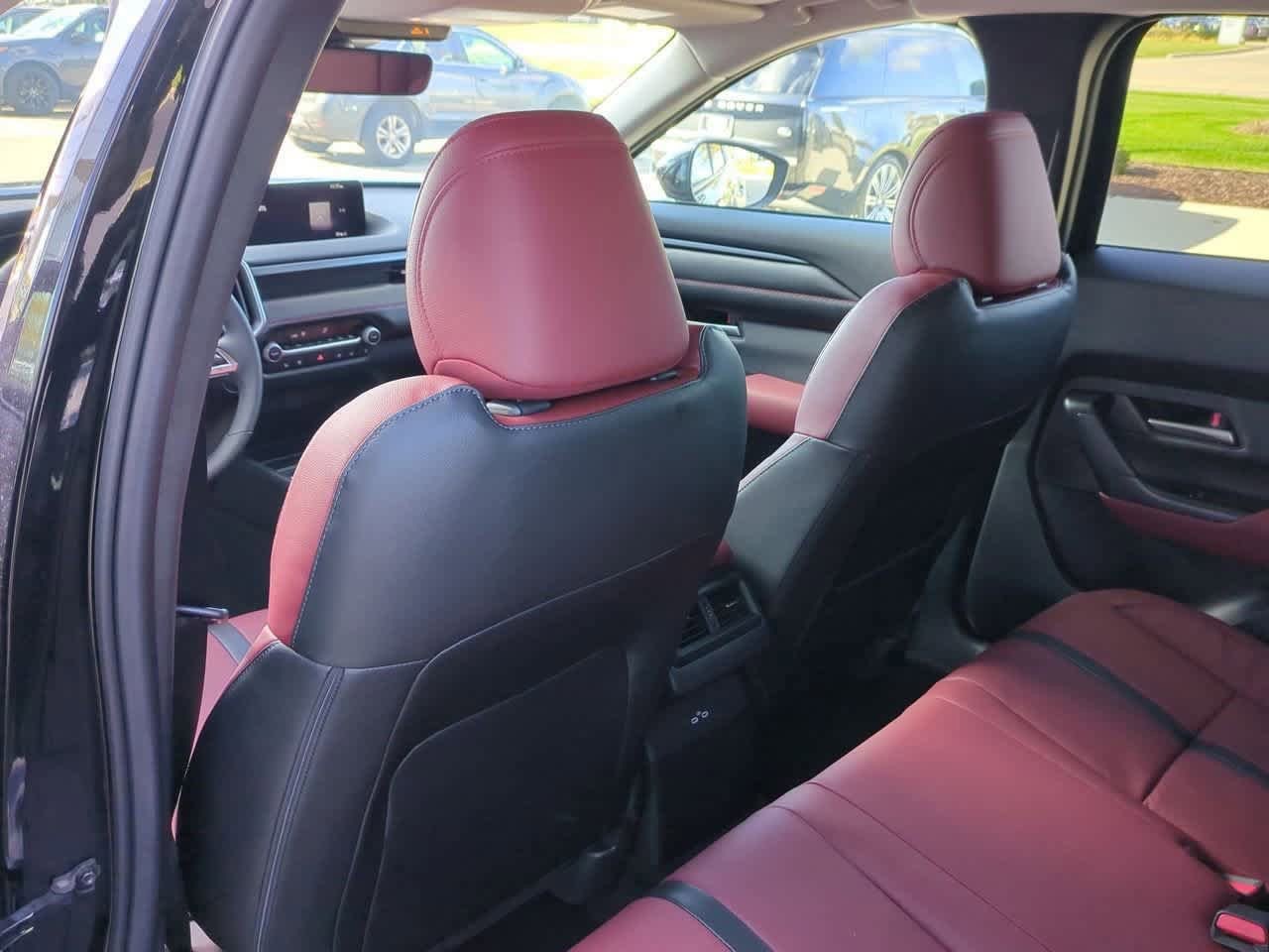 Thumbnail: 2026 Mazda CX-50 - 16