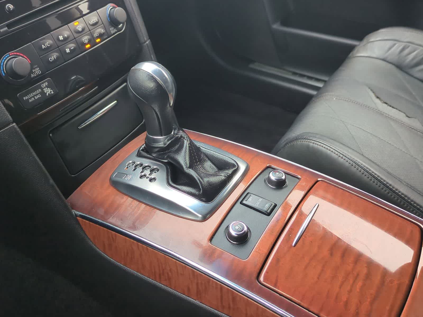 Thumbnail: 2012 INFINITI FX35 - 32