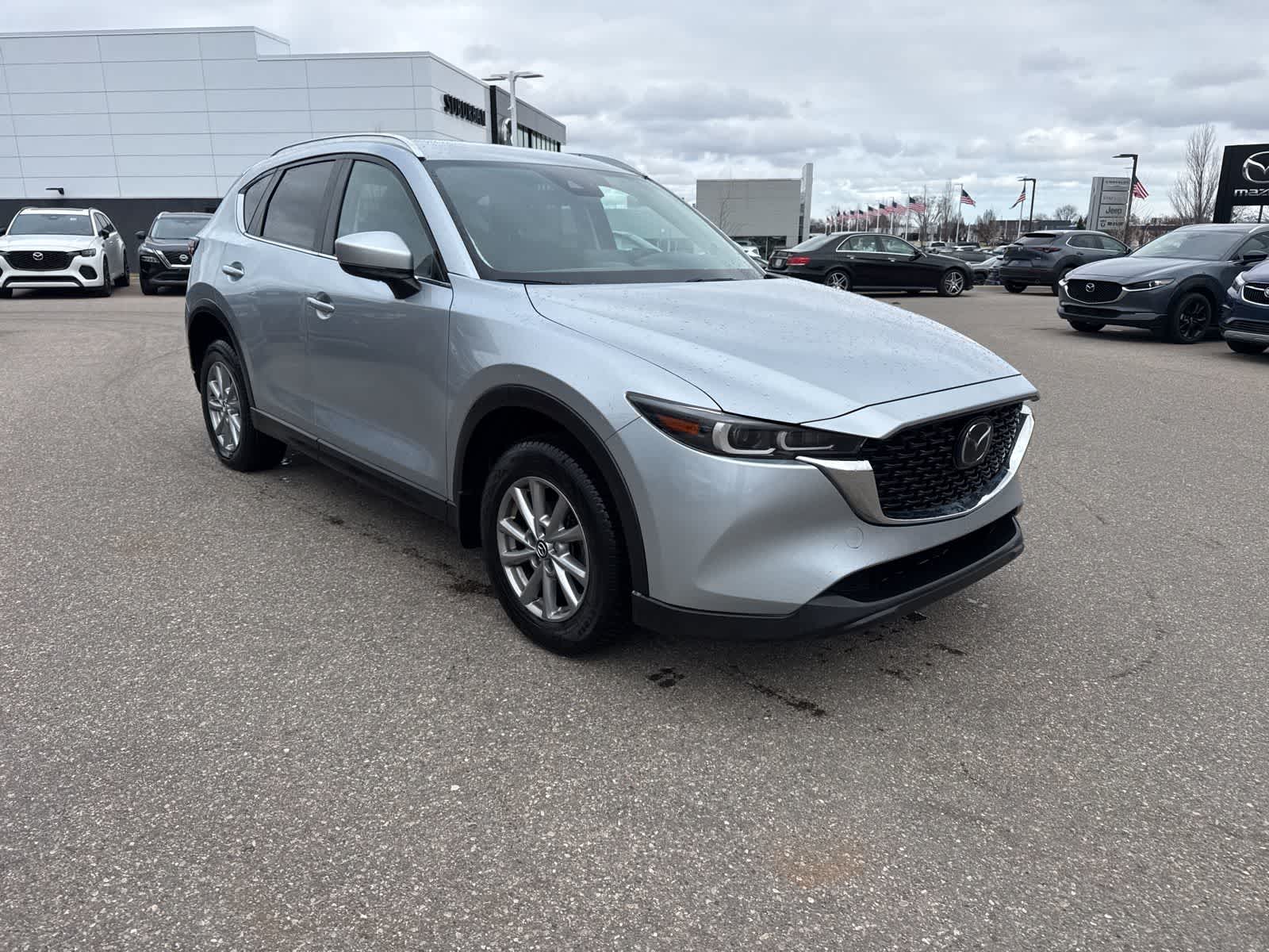 Thumbnail: 2023 Mazda CX-5 - 3