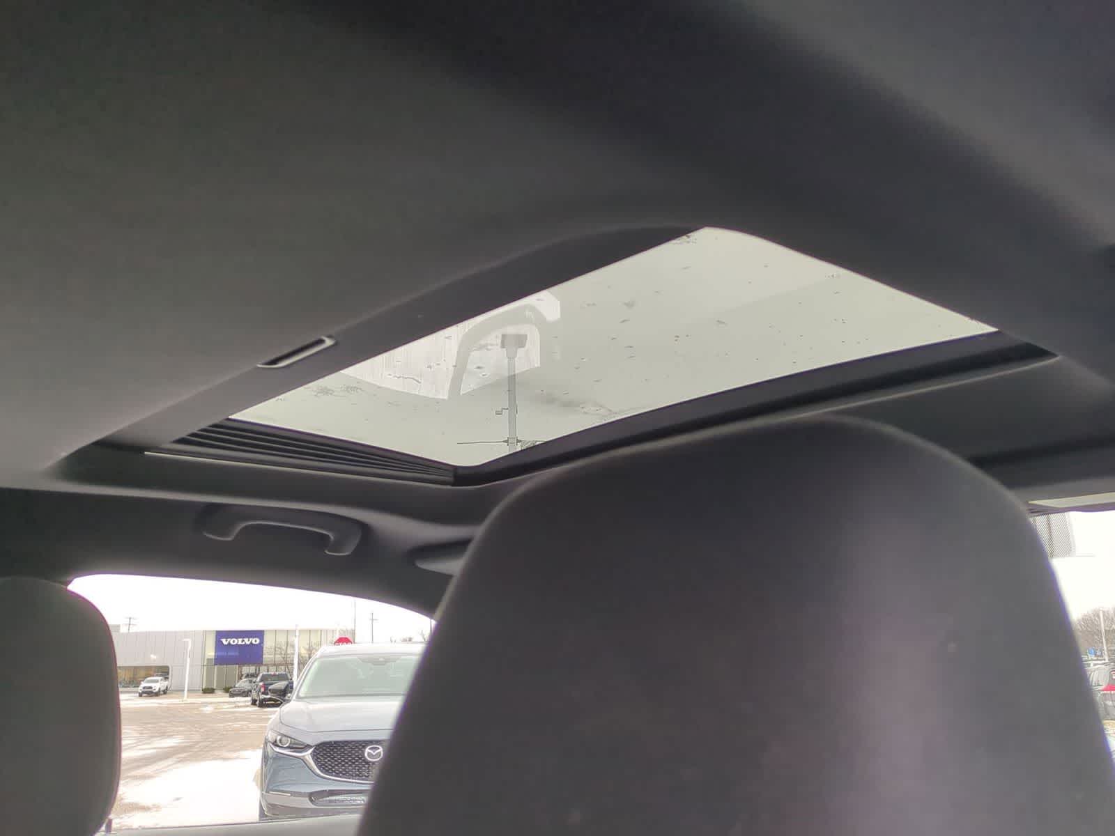 Thumbnail: 2011 Dodge Charger - 21