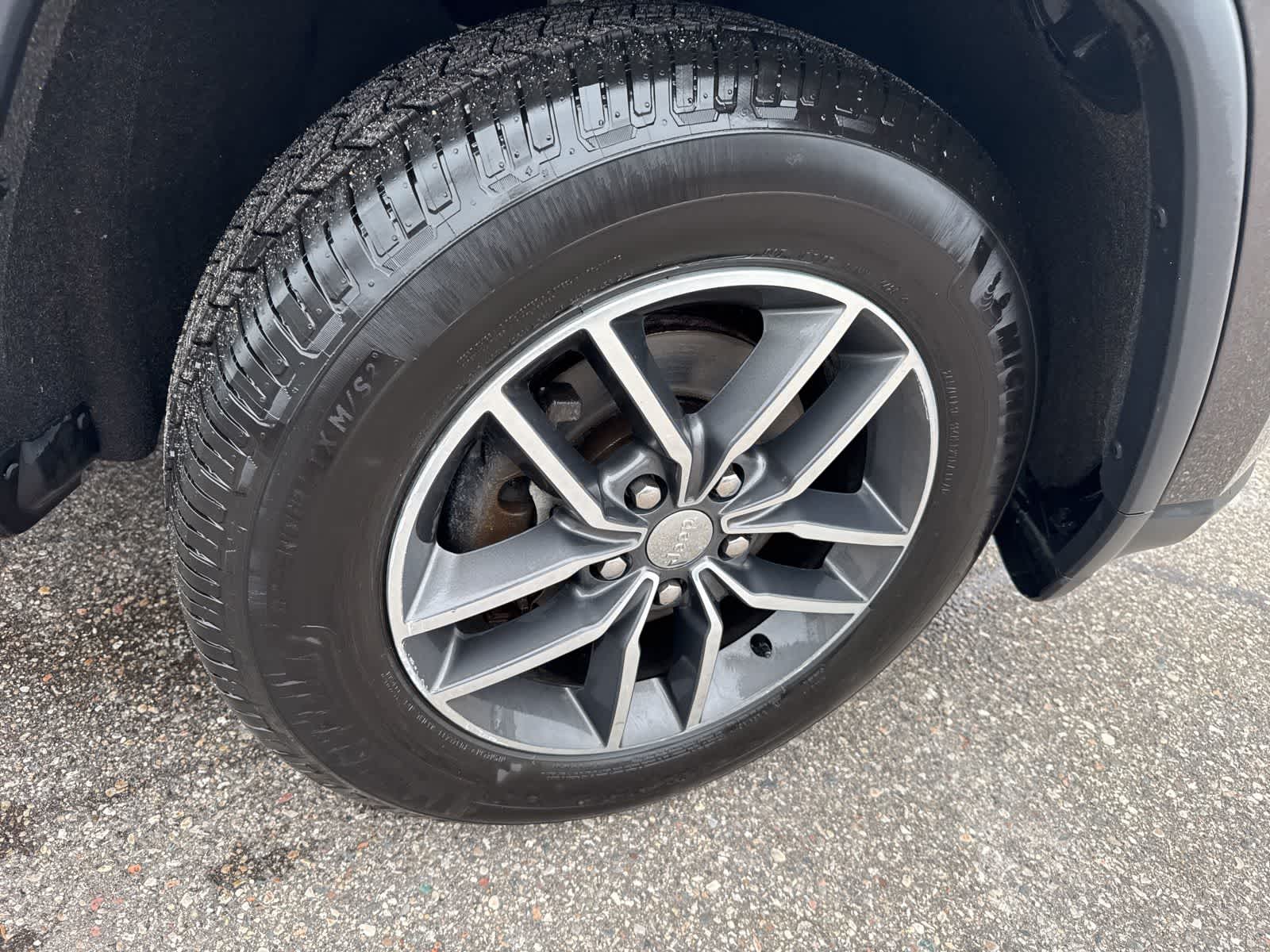 Thumbnail: 2018 Jeep Grand Cherokee - 12