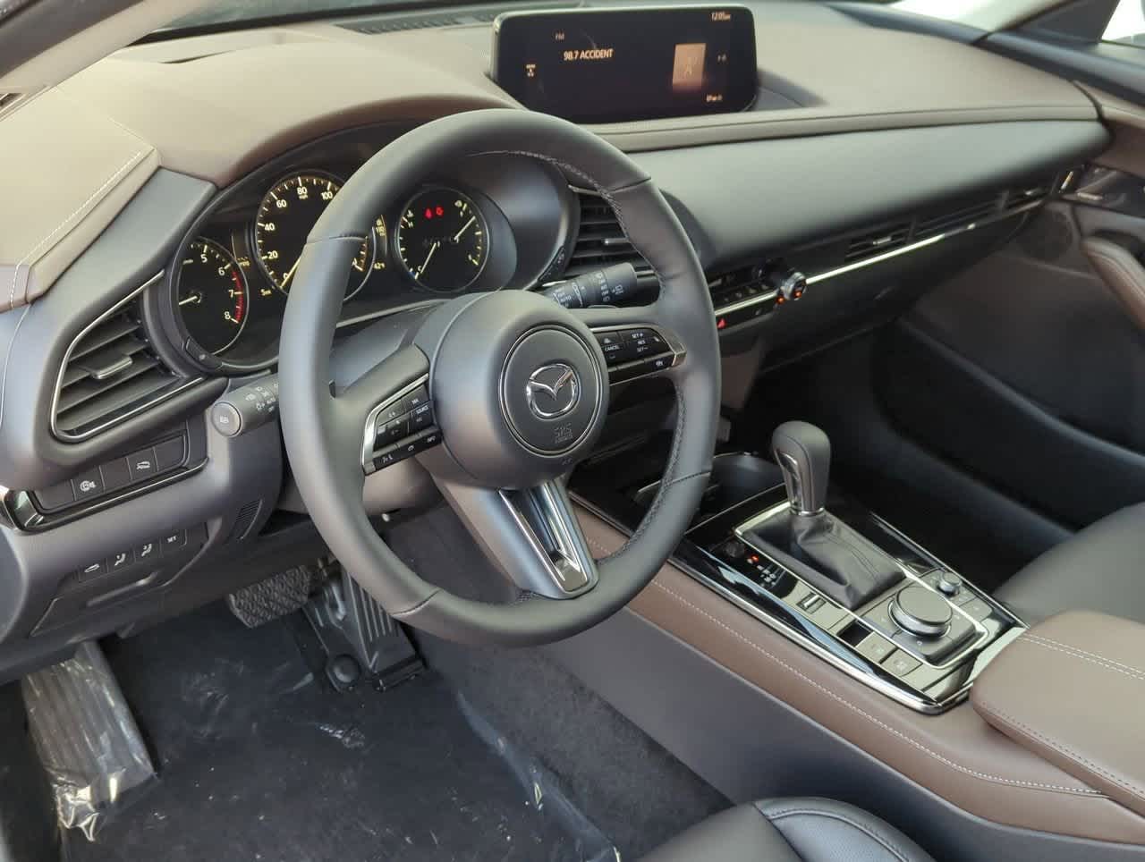 2025 Mazda CX-30 2.5 Turbo Premium photo 2