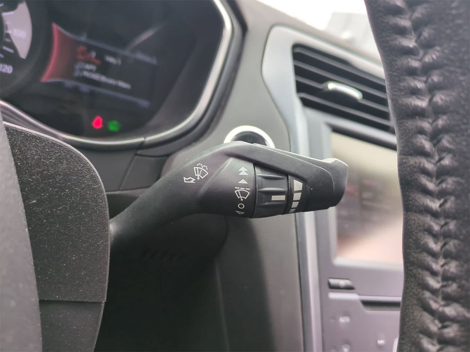 Thumbnail: 2013 Ford Fusion - 26