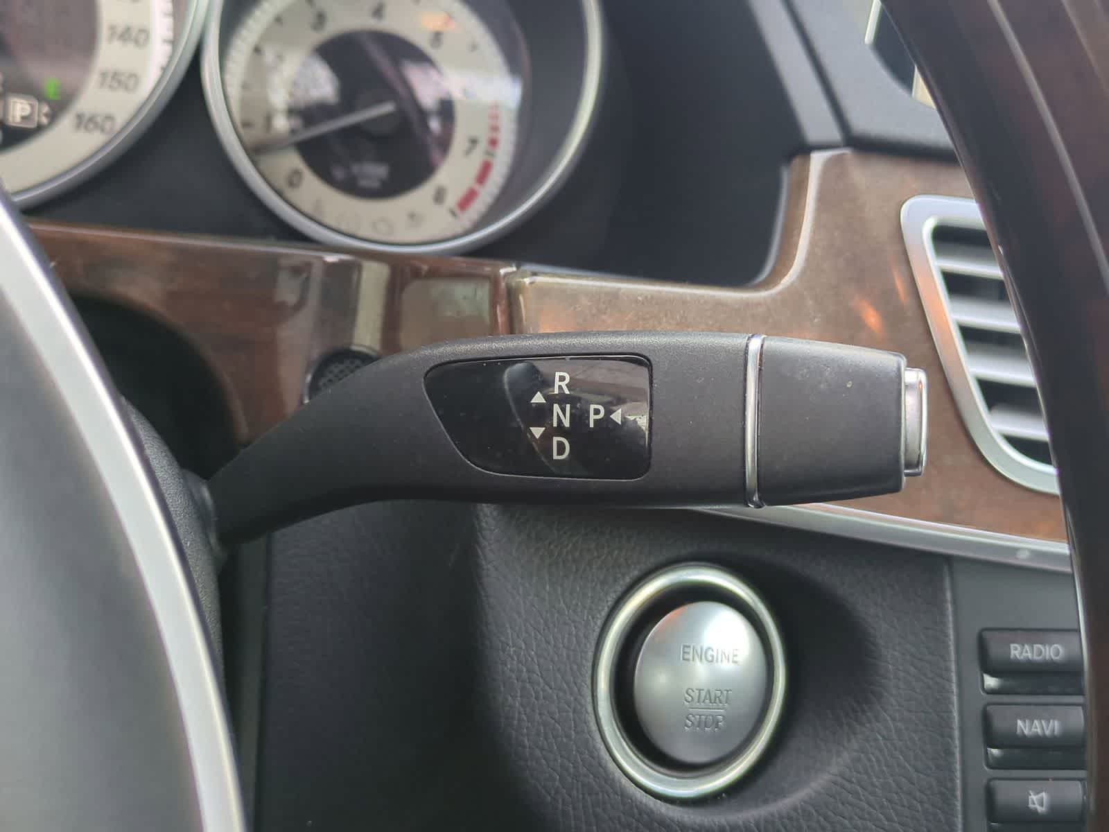 Thumbnail: 2014 Mercedes-Benz E-Class - 33