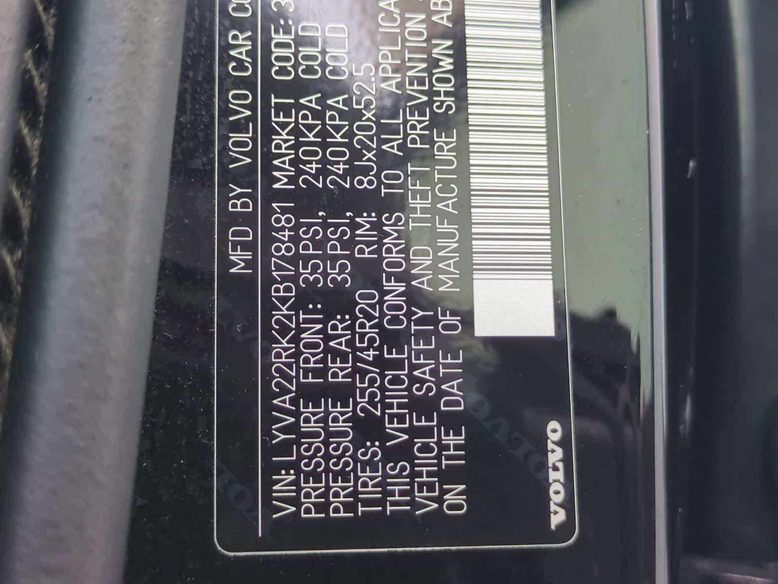 Thumbnail: 2019 Volvo XC60 - 35
