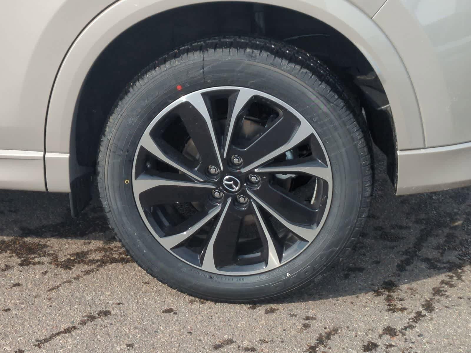 Thumbnail: 2025 Mazda CX-5 - 13