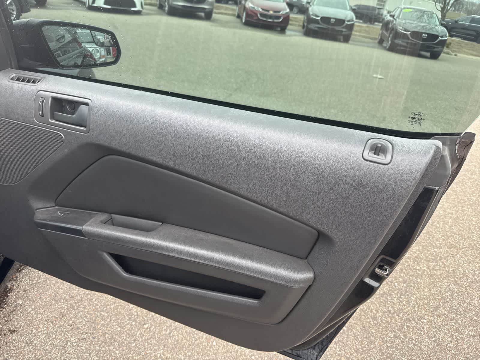 Thumbnail: 2014 Ford Mustang - 16