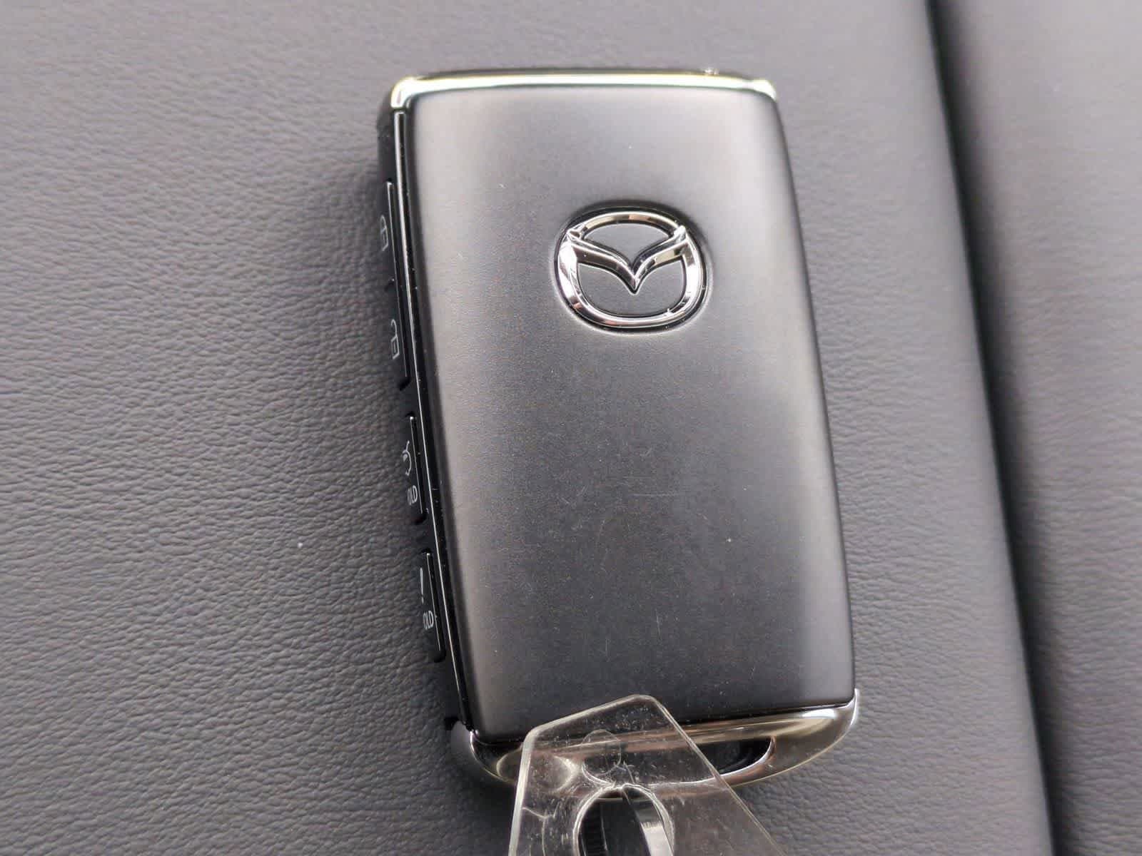 Thumbnail: 2026 Mazda CX-70 - 32