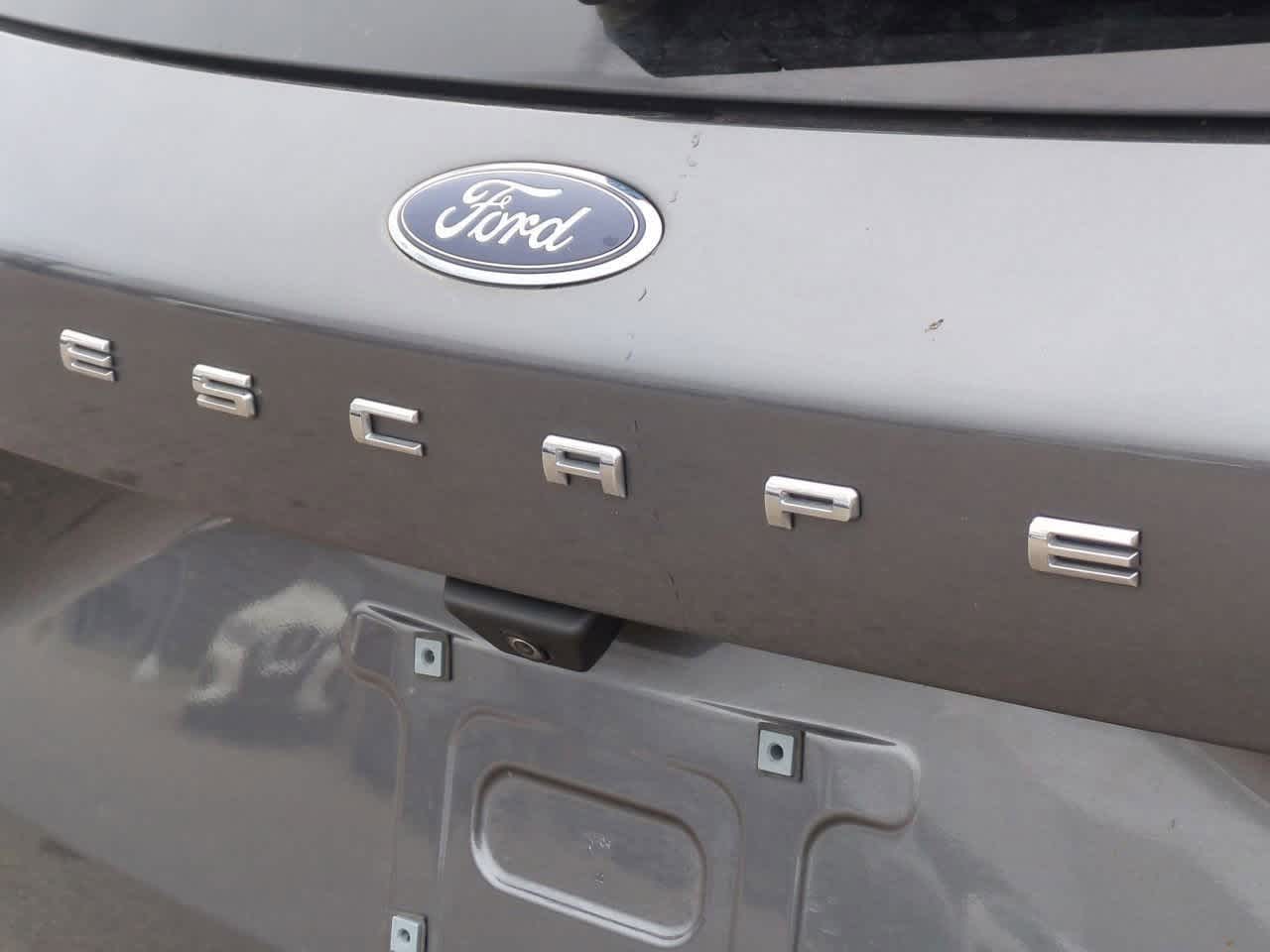 Thumbnail: 2022 Ford Escape - 12