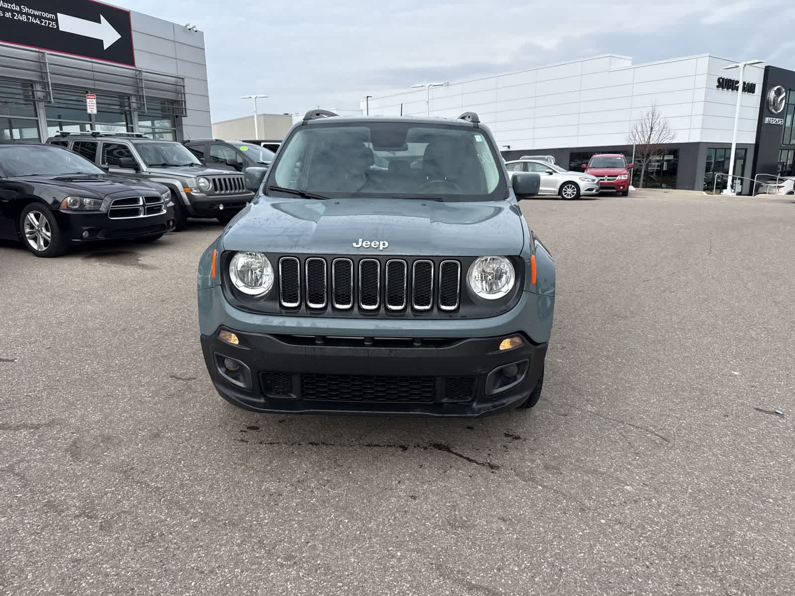 Thumbnail: 2017 Jeep Renegade - 2