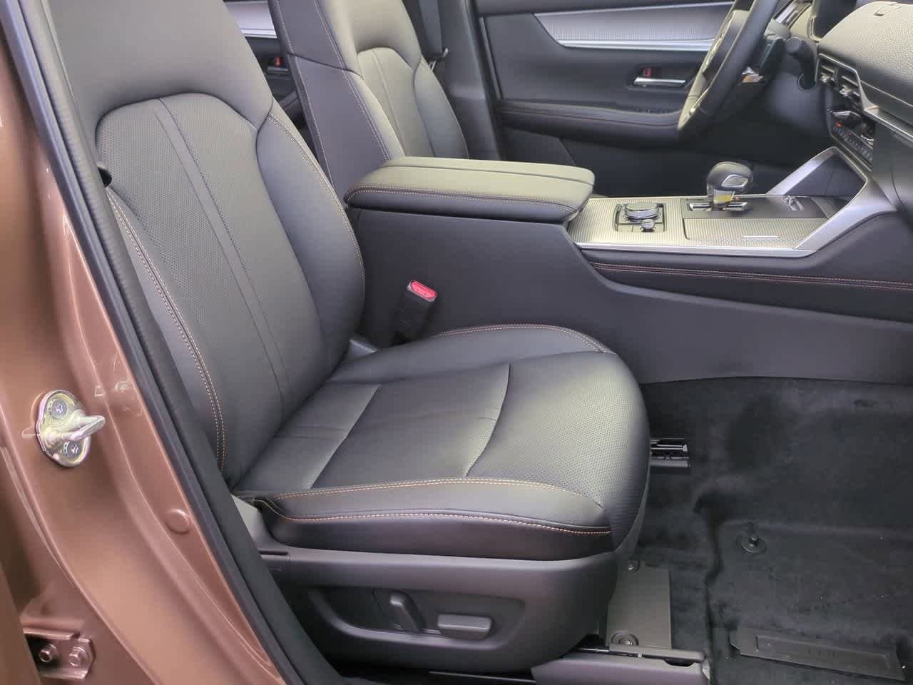 Thumbnail: 2026 Mazda CX-70 - 22