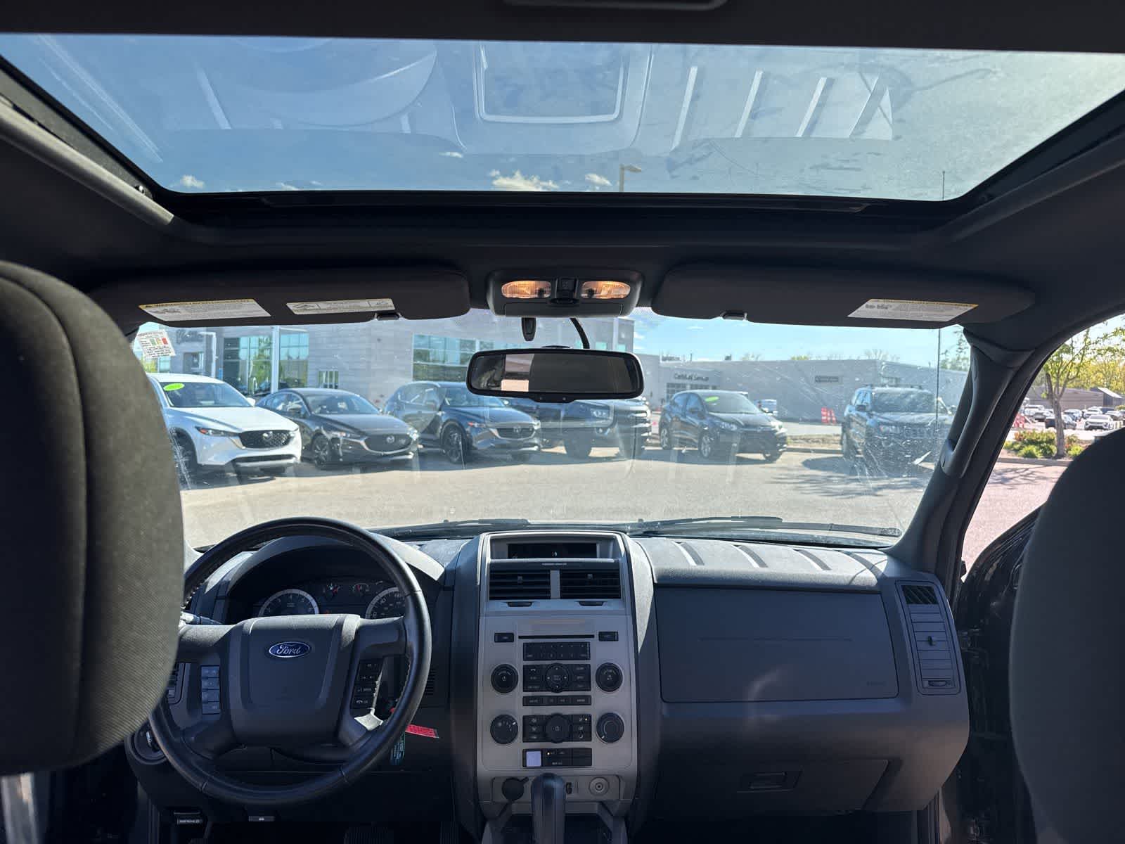 Thumbnail: 2011 Ford Escape - 16