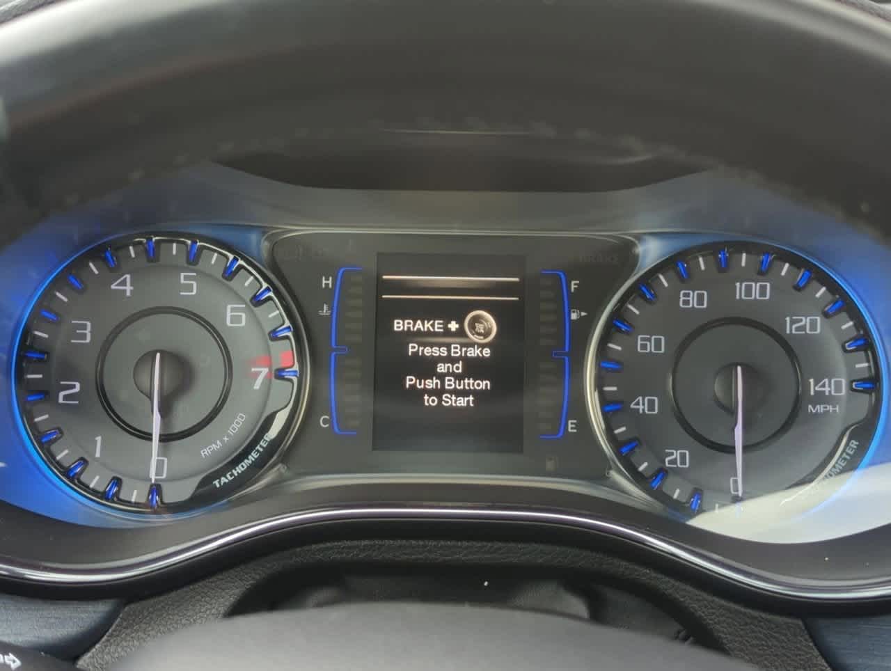 Thumbnail: 2015 Chrysler 200 - 28