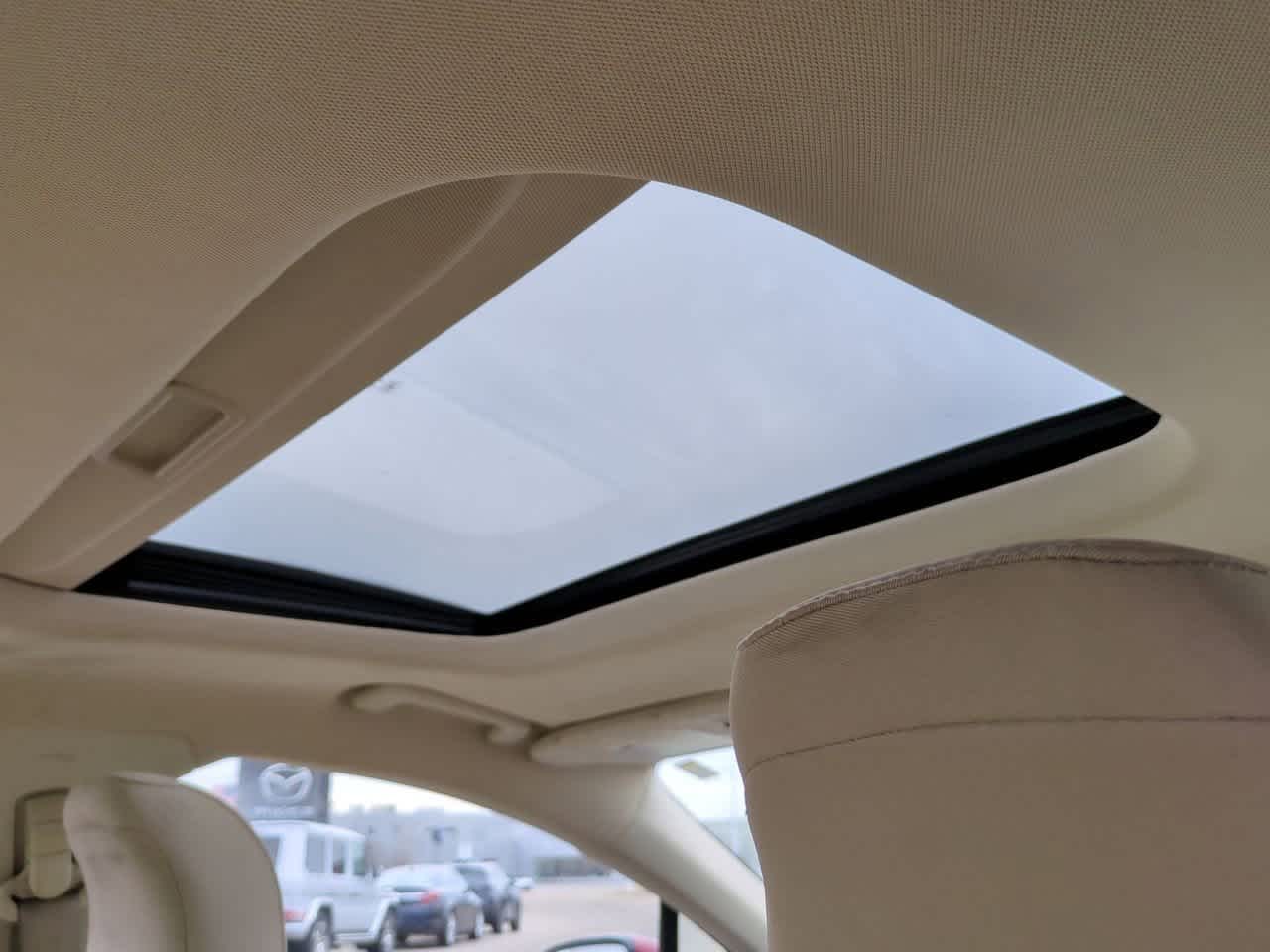 Thumbnail: 2014 Ford Fusion - 21