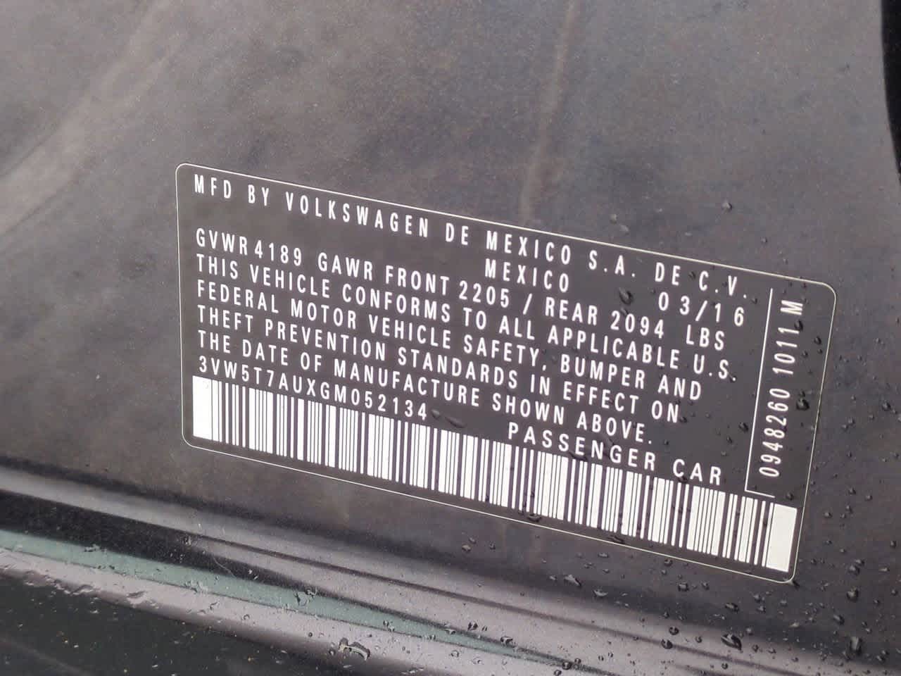 Thumbnail: 2016 Volkswagen Golf - 35