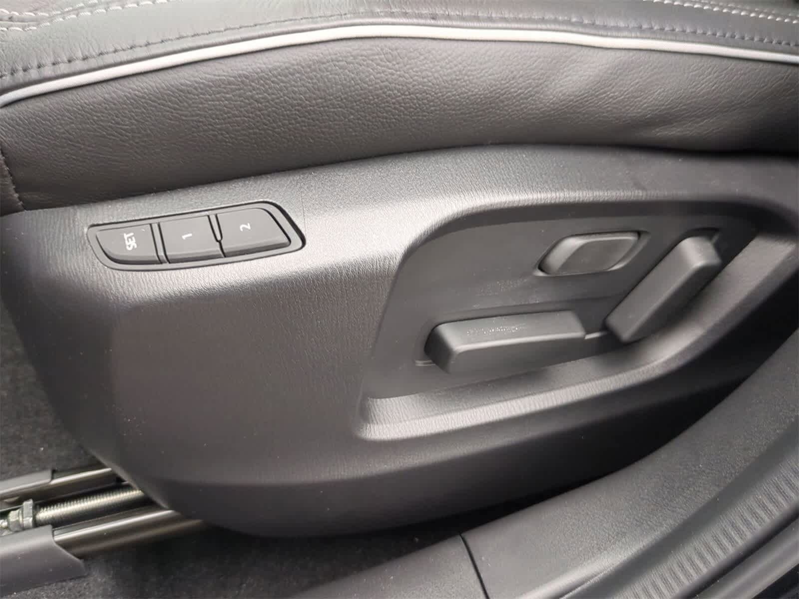 Thumbnail: 2025 Mazda CX-5 - 16