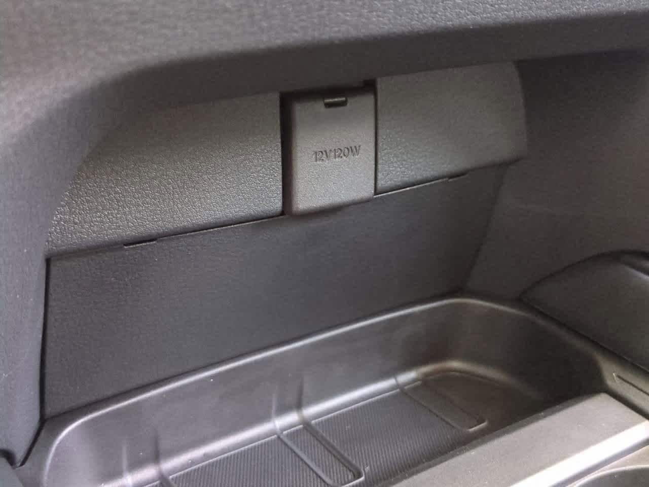 Thumbnail: 2025 Mazda CX-50 - 30