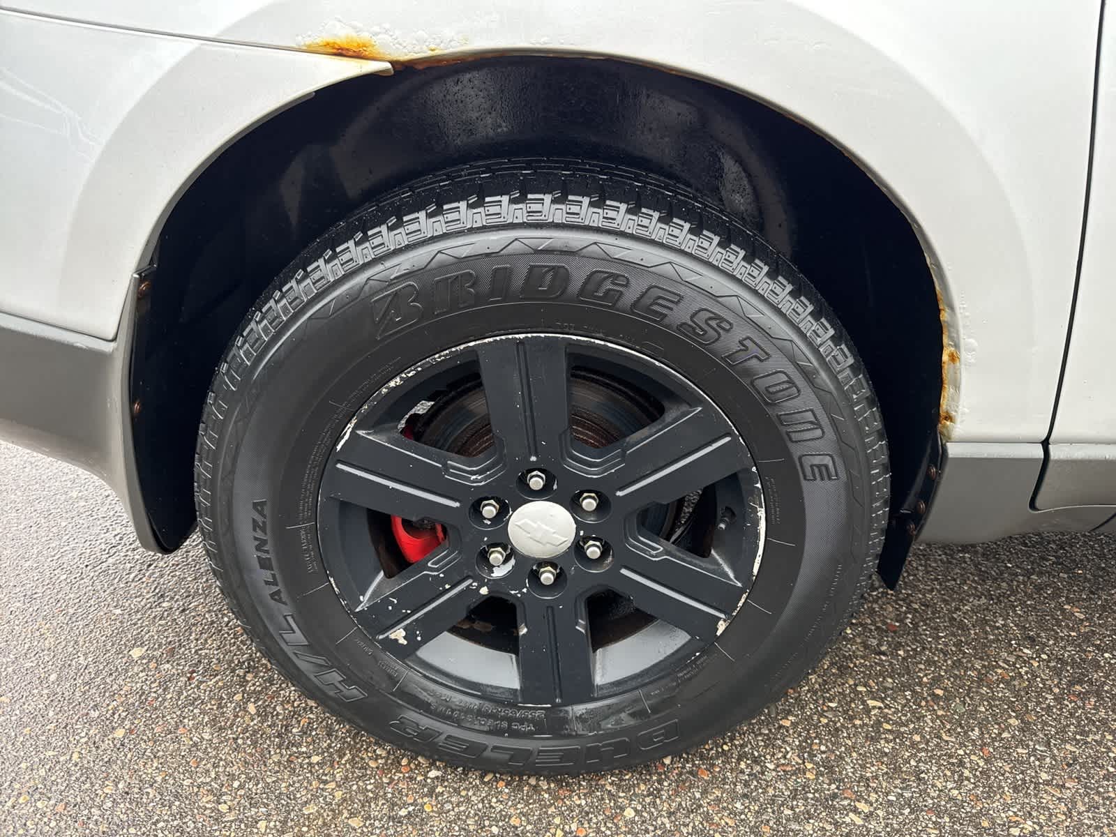 Thumbnail: 2010 Chevrolet Traverse - 11