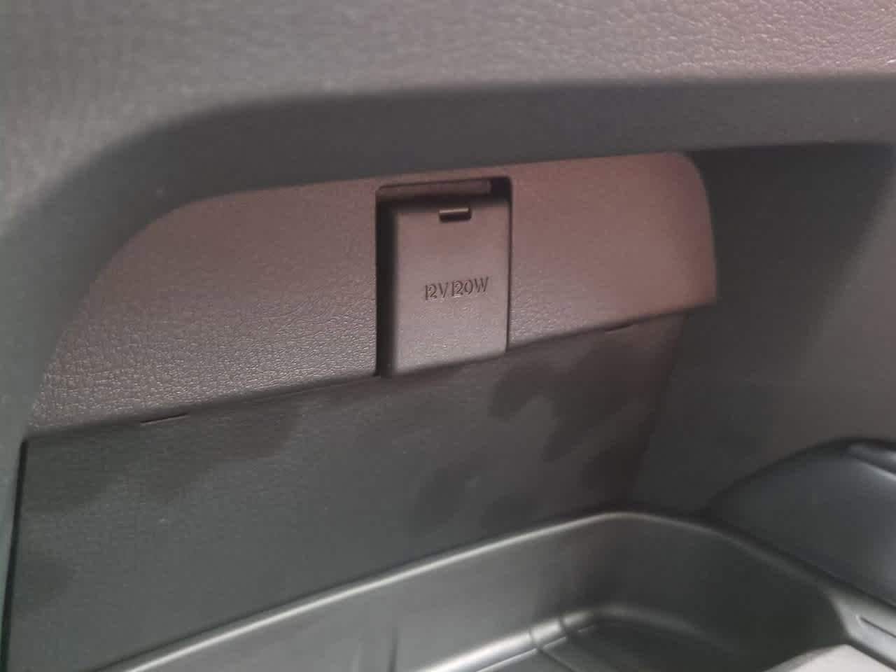 Thumbnail: 2025 Mazda CX-50 - 30