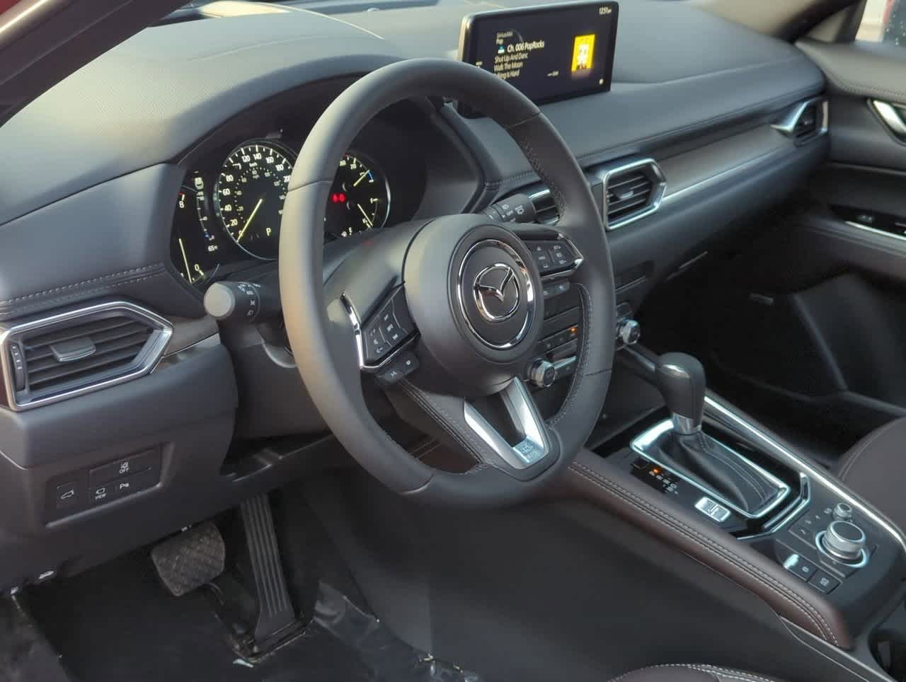 2025 Mazda CX-5 2.5 Turbo Signature photo 2